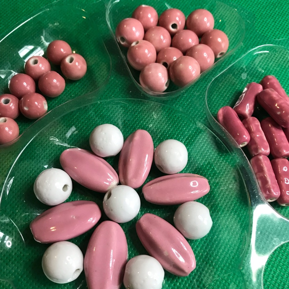 Porcelain beads